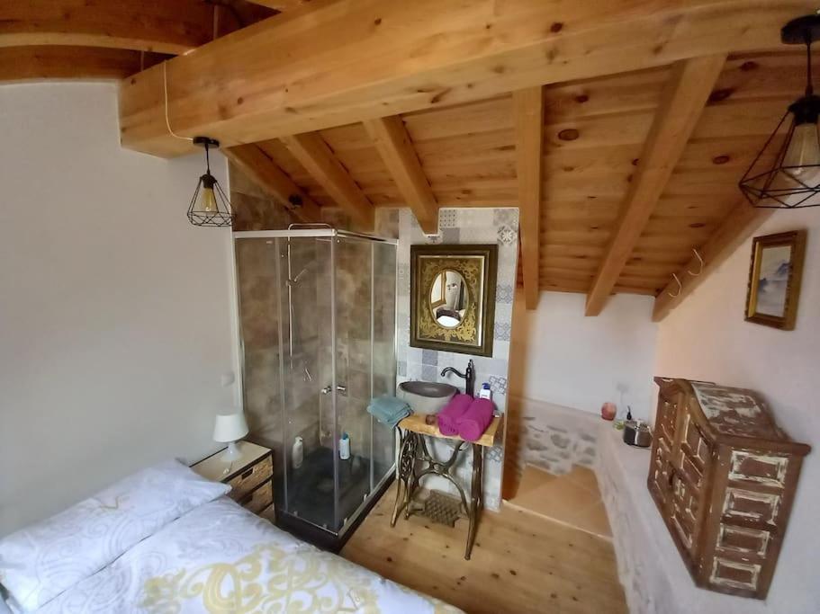 Casita Con Encanto Tranquilidad Villavieja Del Lozoya Wi-Fi En Sierra De Madrid Y A 50 Minutos De Capital المظهر الخارجي الصورة